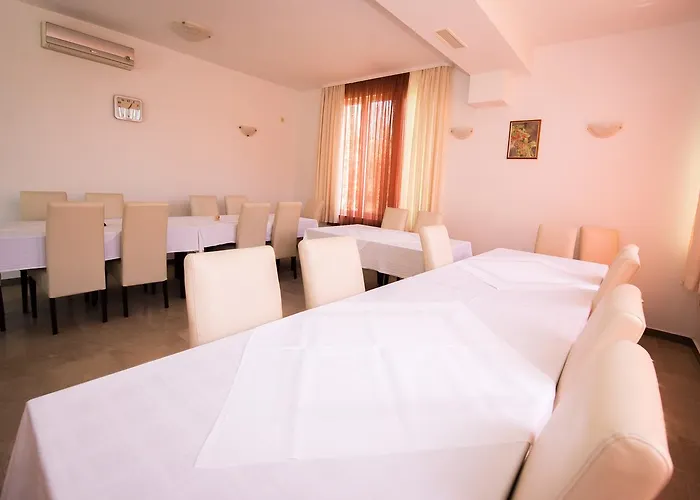 Bed & Breakfast Helena 3*