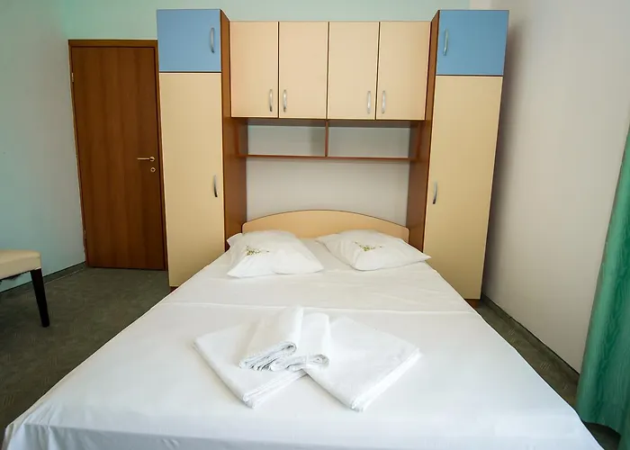 Bed & Breakfast Helena 3*